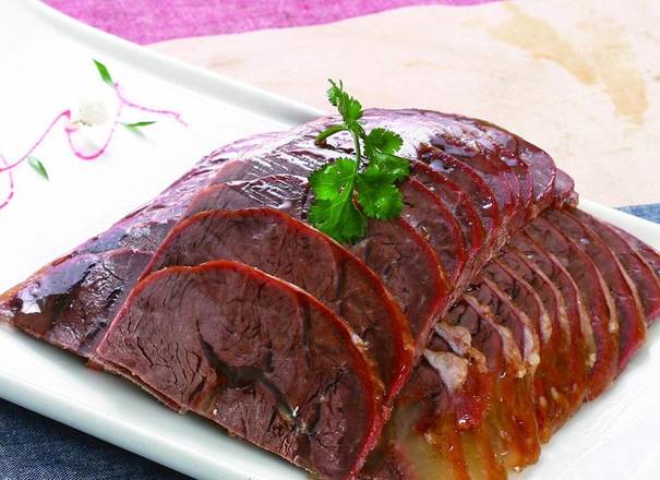 B12. Braised Beef (酱牛肉)